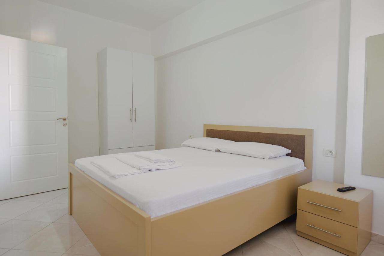 Kidi Apartments Sarande Luaran gambar