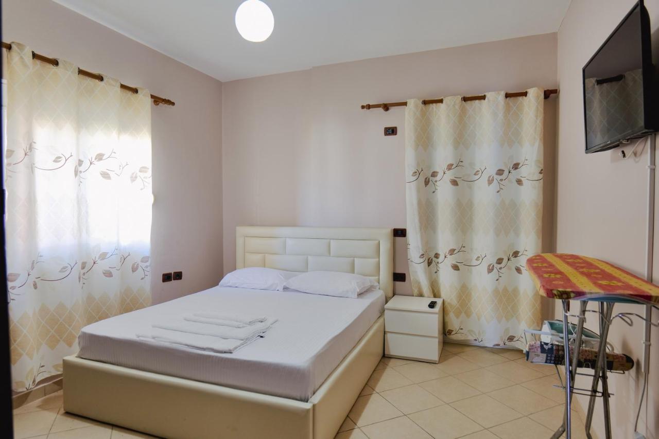 Kidi Apartments Sarande Luaran gambar