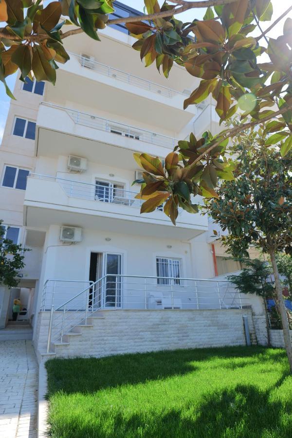 Kidi Apartments Sarande Luaran gambar